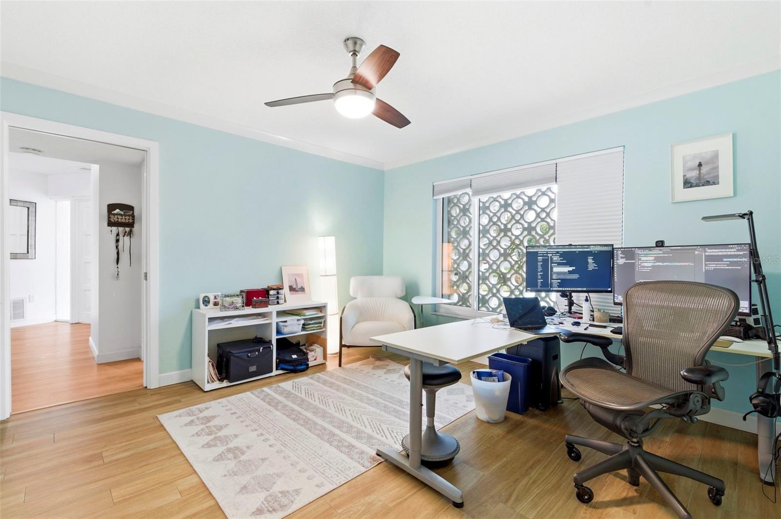 BROADWATER - Residential