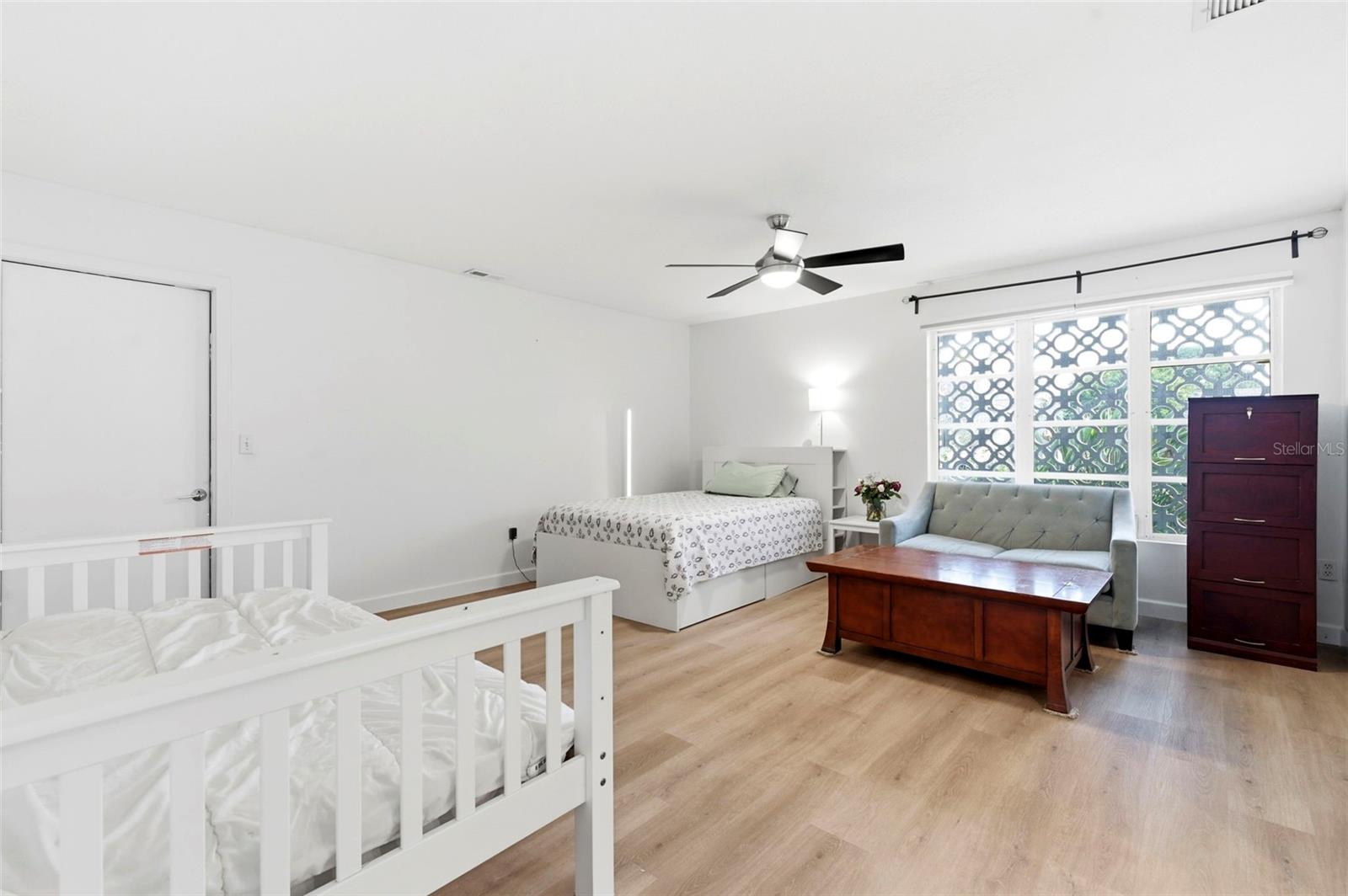 BROADWATER - Residential