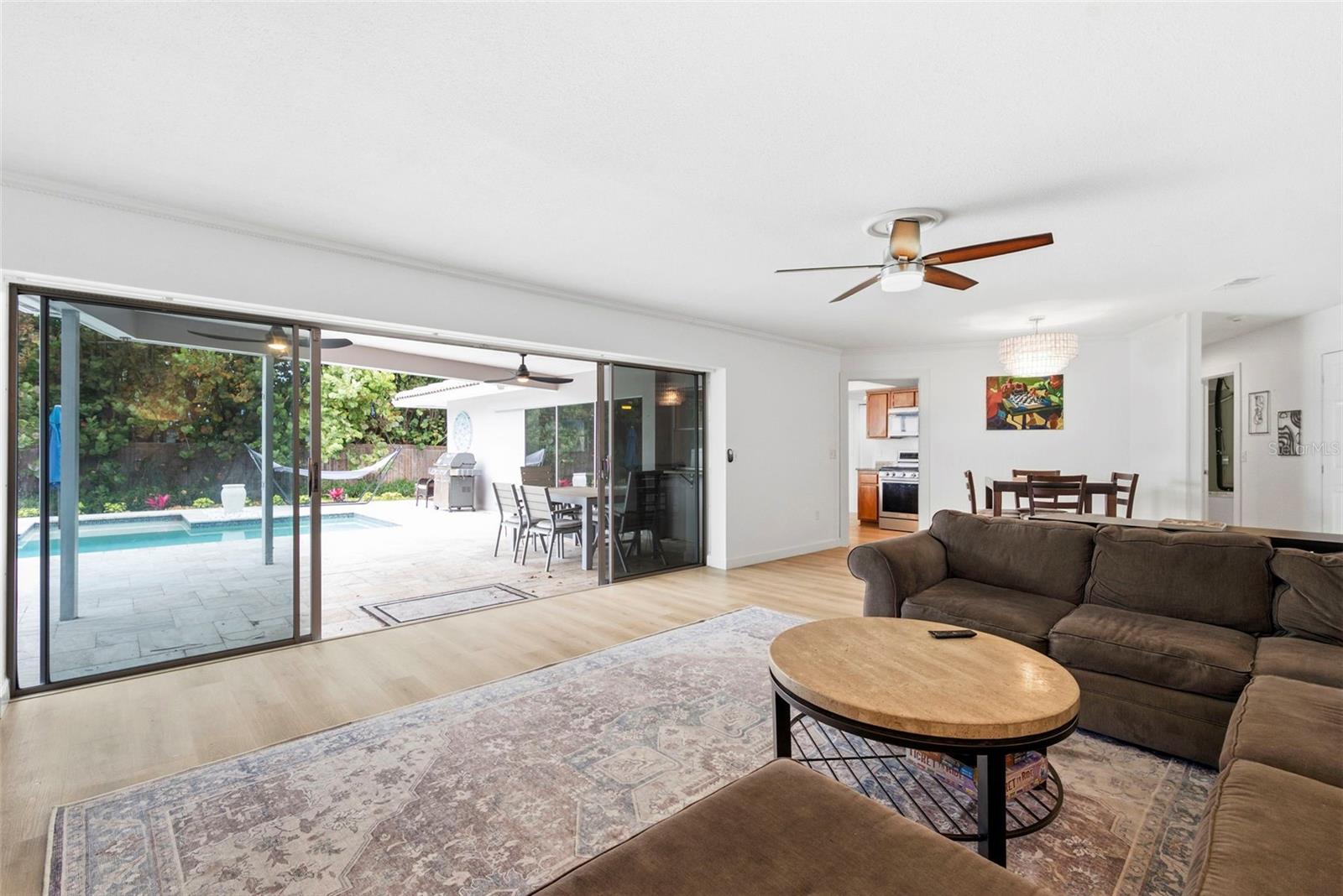 BROADWATER - Residential