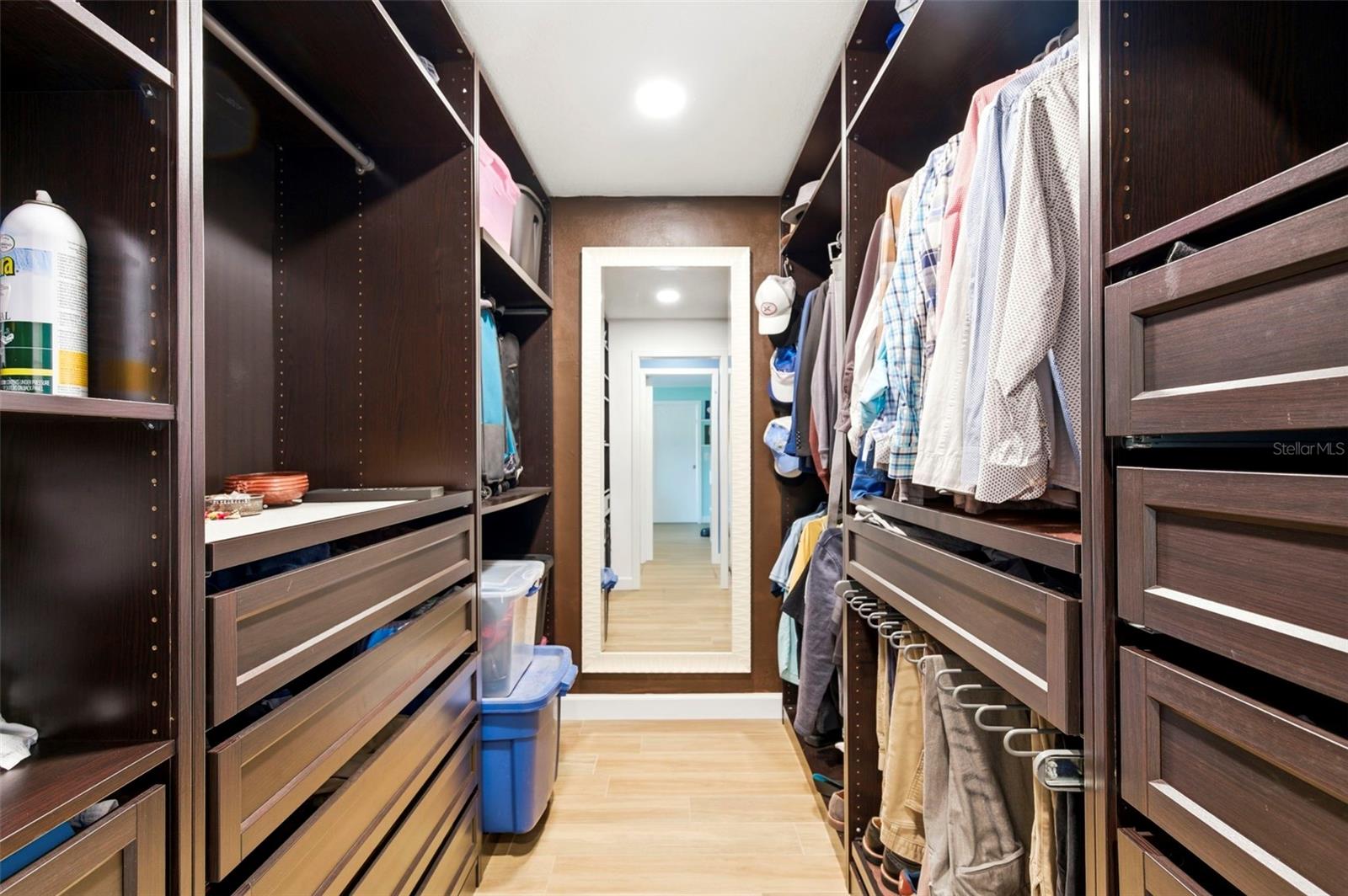 BROADWATER - Residential