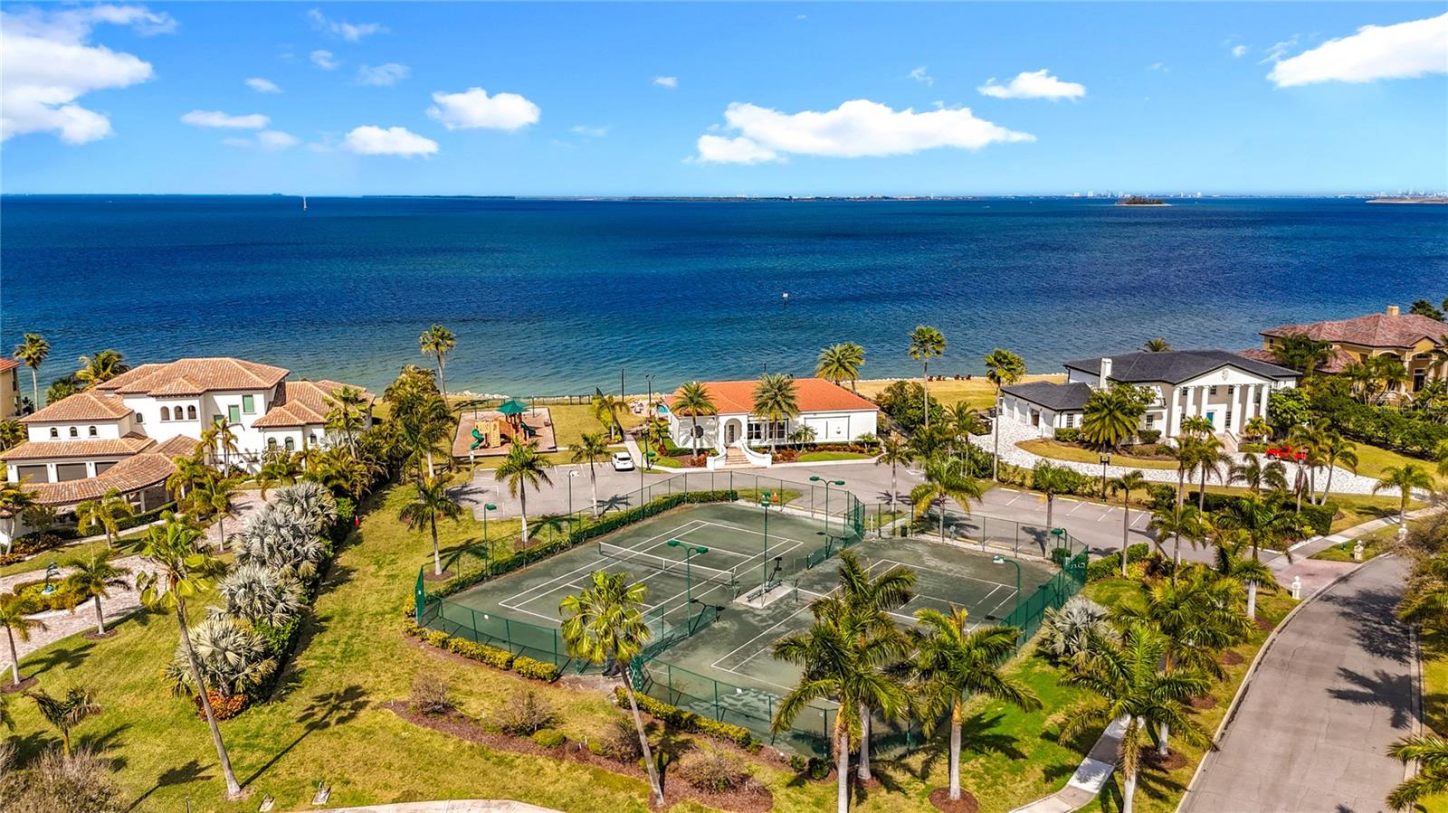 ANDALUCIA SUB - Residential