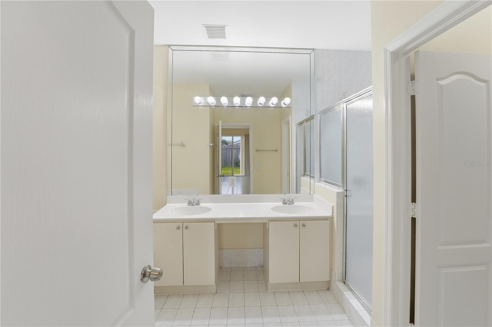 RIVIERA TRACE 1ST ADD - Residential