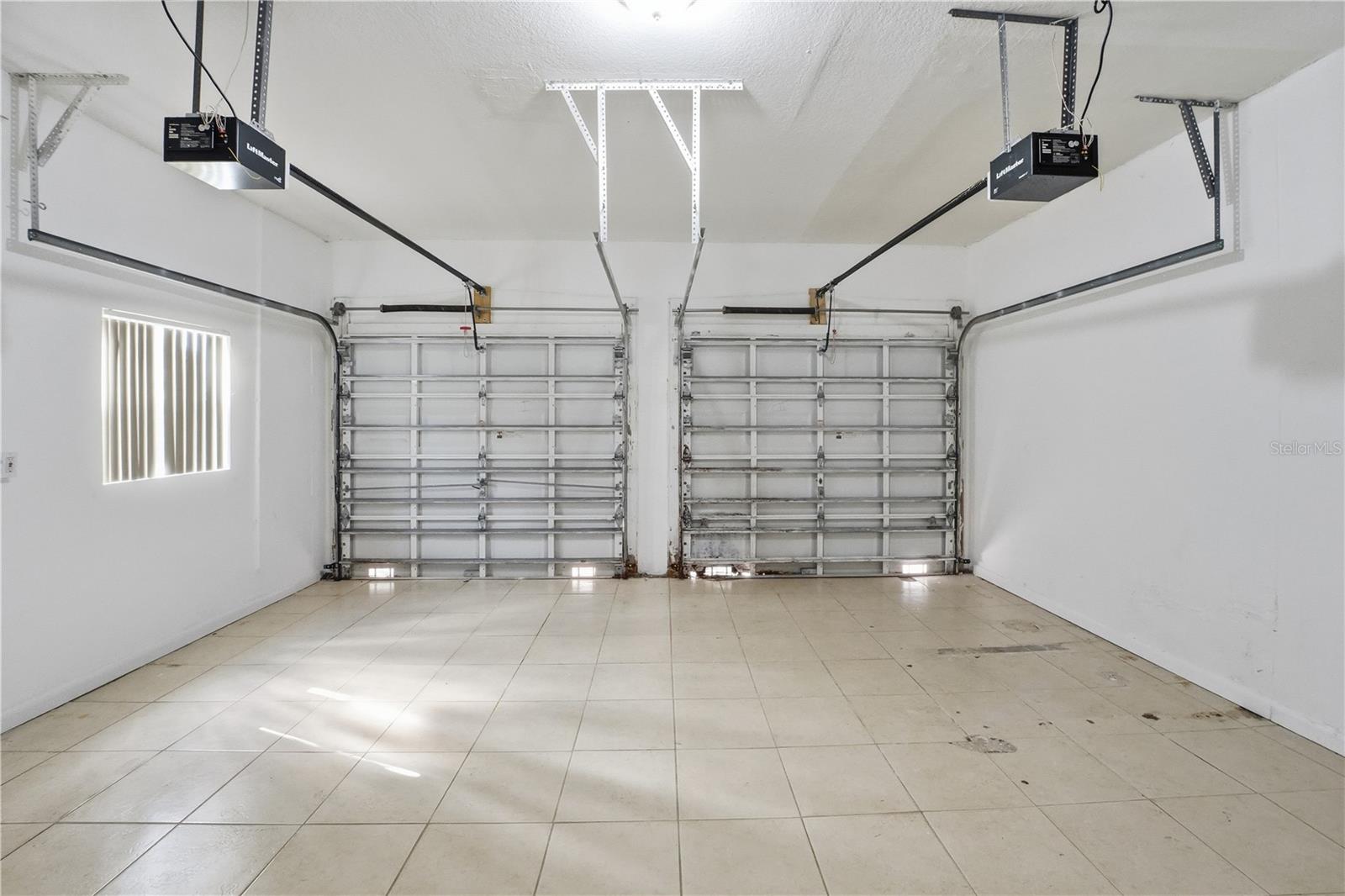 RIVIERA TRACE 1ST ADD - Residential