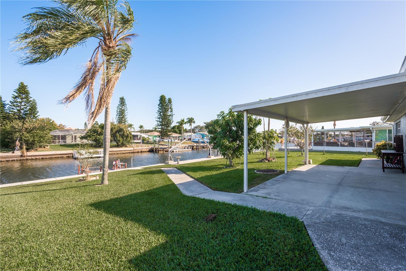 FLOR A MAR - Residential