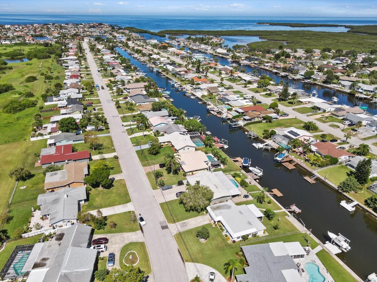 FLOR A MAR - Residential