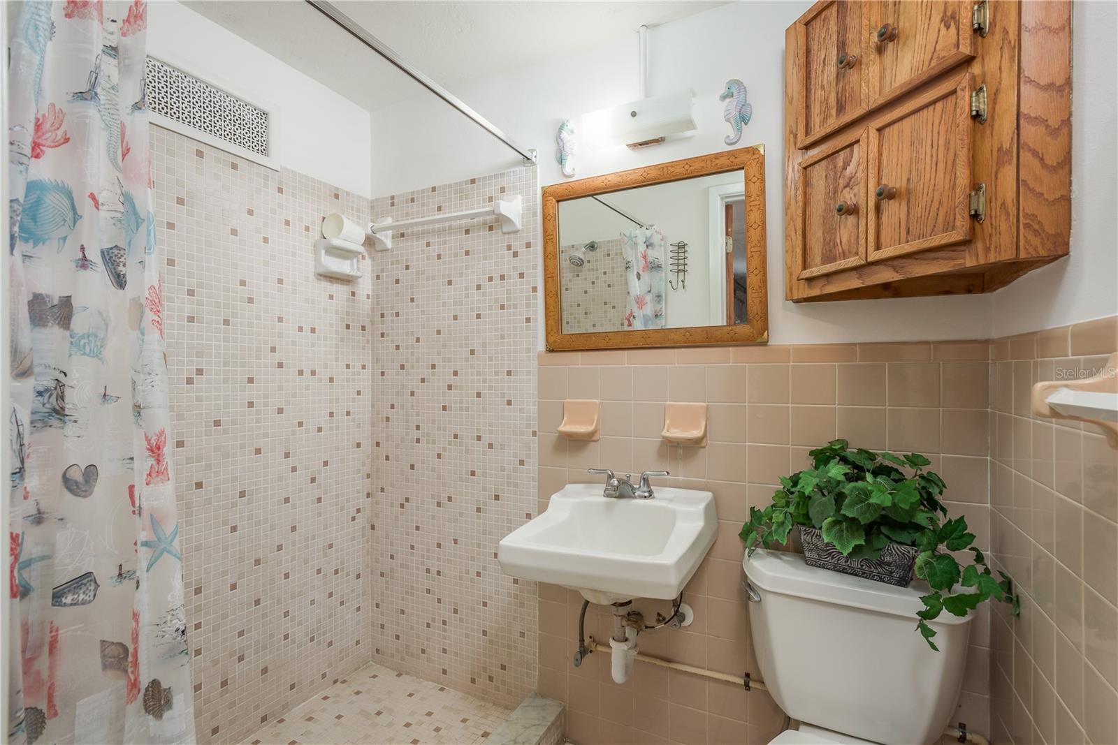 FLOR A MAR - Residential