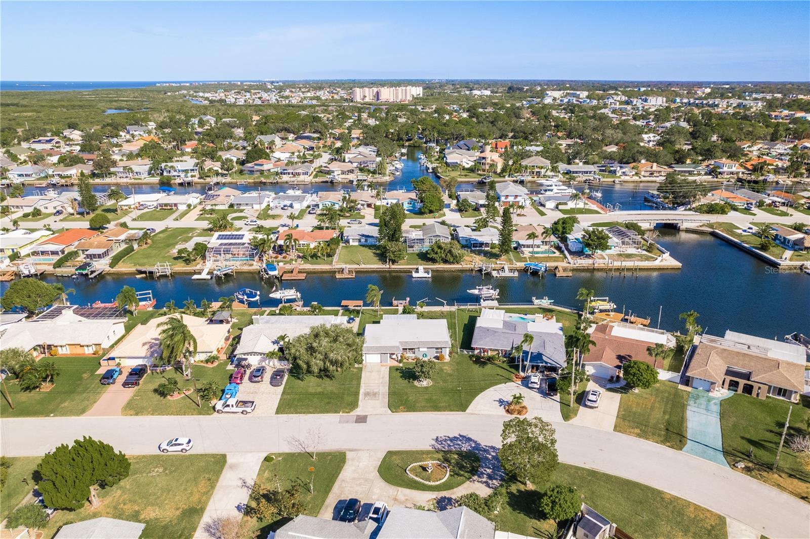 FLOR A MAR - Residential