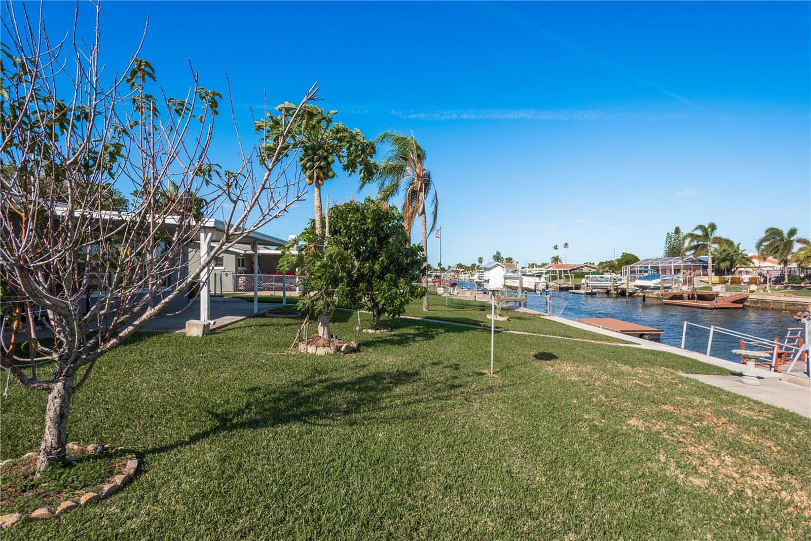 FLOR A MAR - Residential