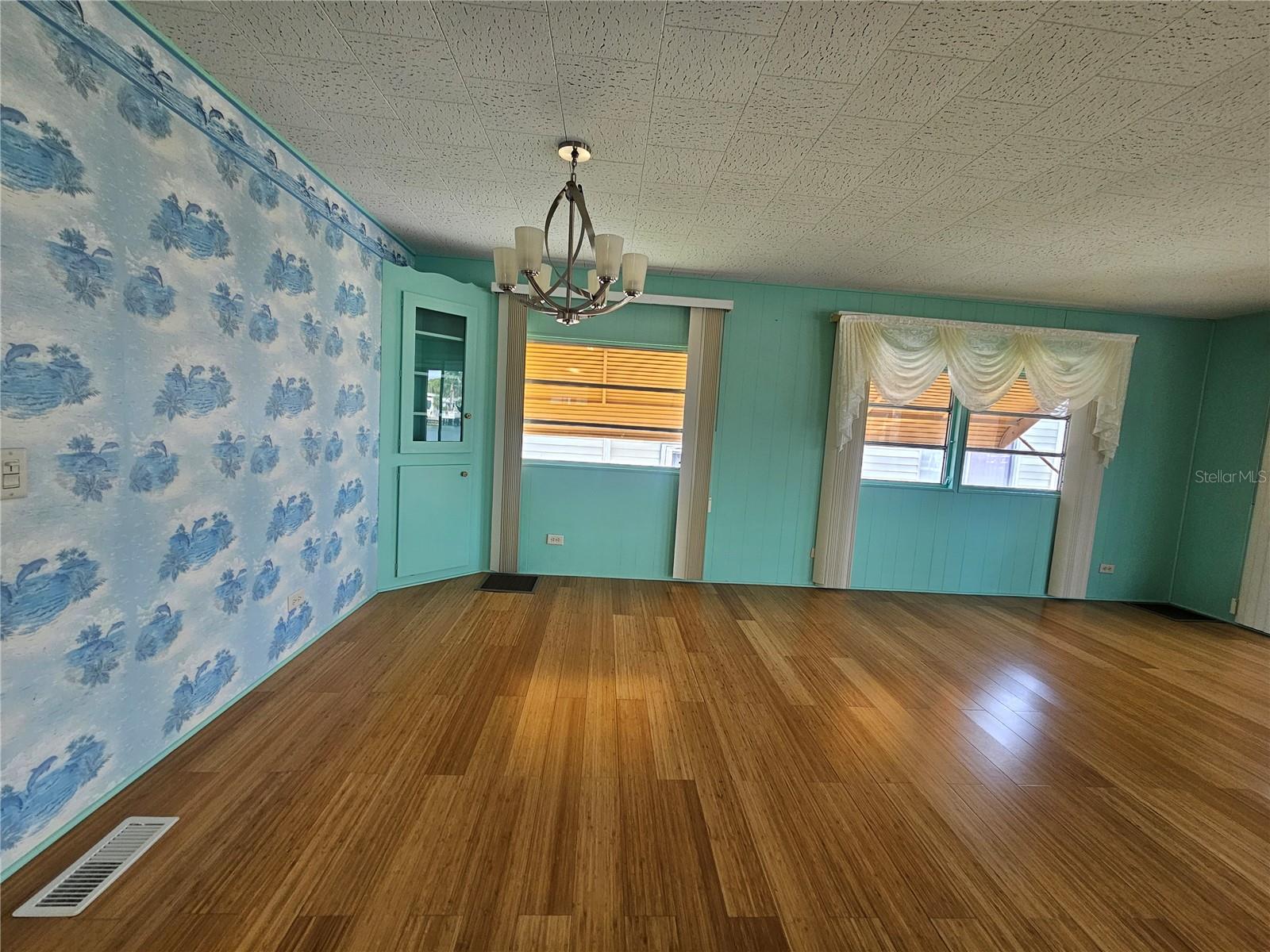 BAY ARISTOCRAT VILLAGE MOBILE HOME PARK UNREC - Residential