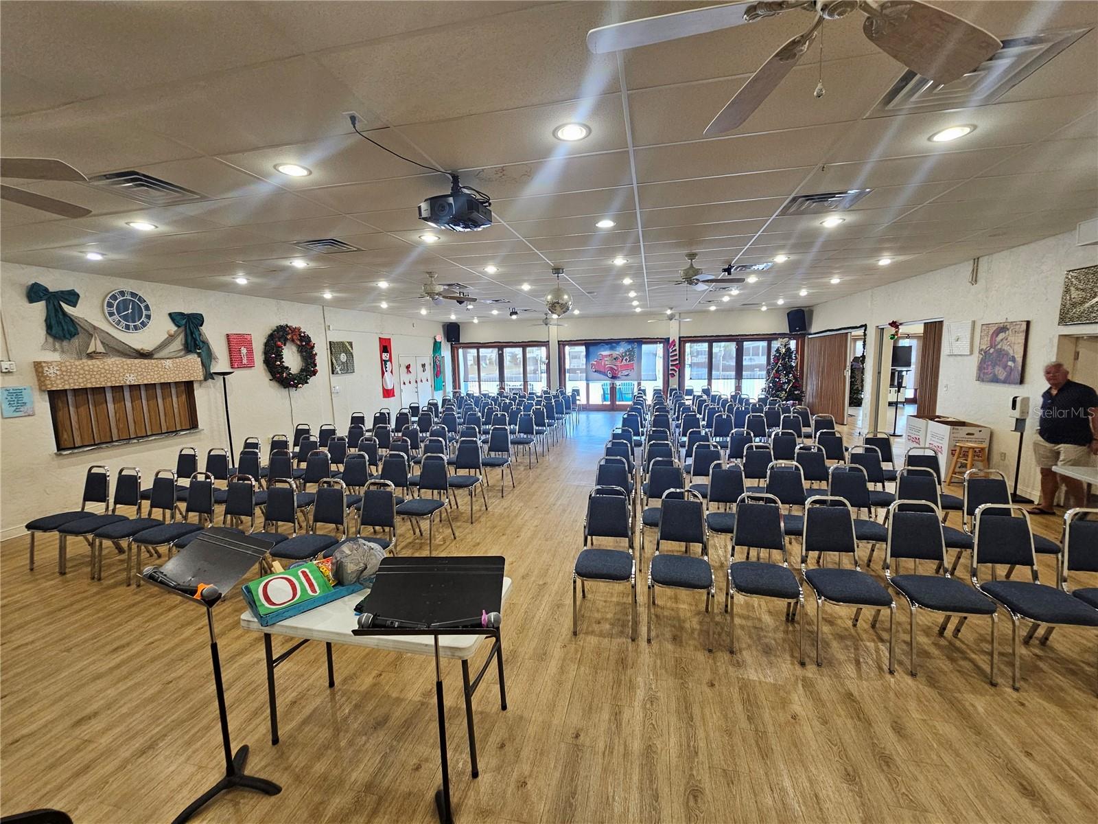 BAY ARISTOCRAT VILLAGE MOBILE HOME PARK UNREC - Residential