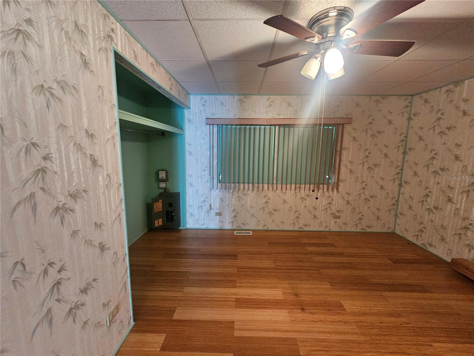 BAY ARISTOCRAT VILLAGE MOBILE HOME PARK UNREC - Residential