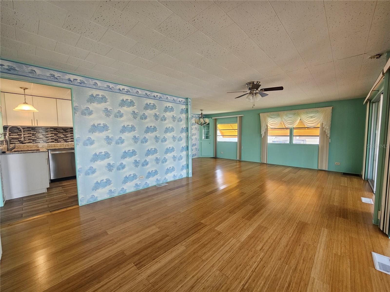 BAY ARISTOCRAT VILLAGE MOBILE HOME PARK UNREC - Residential