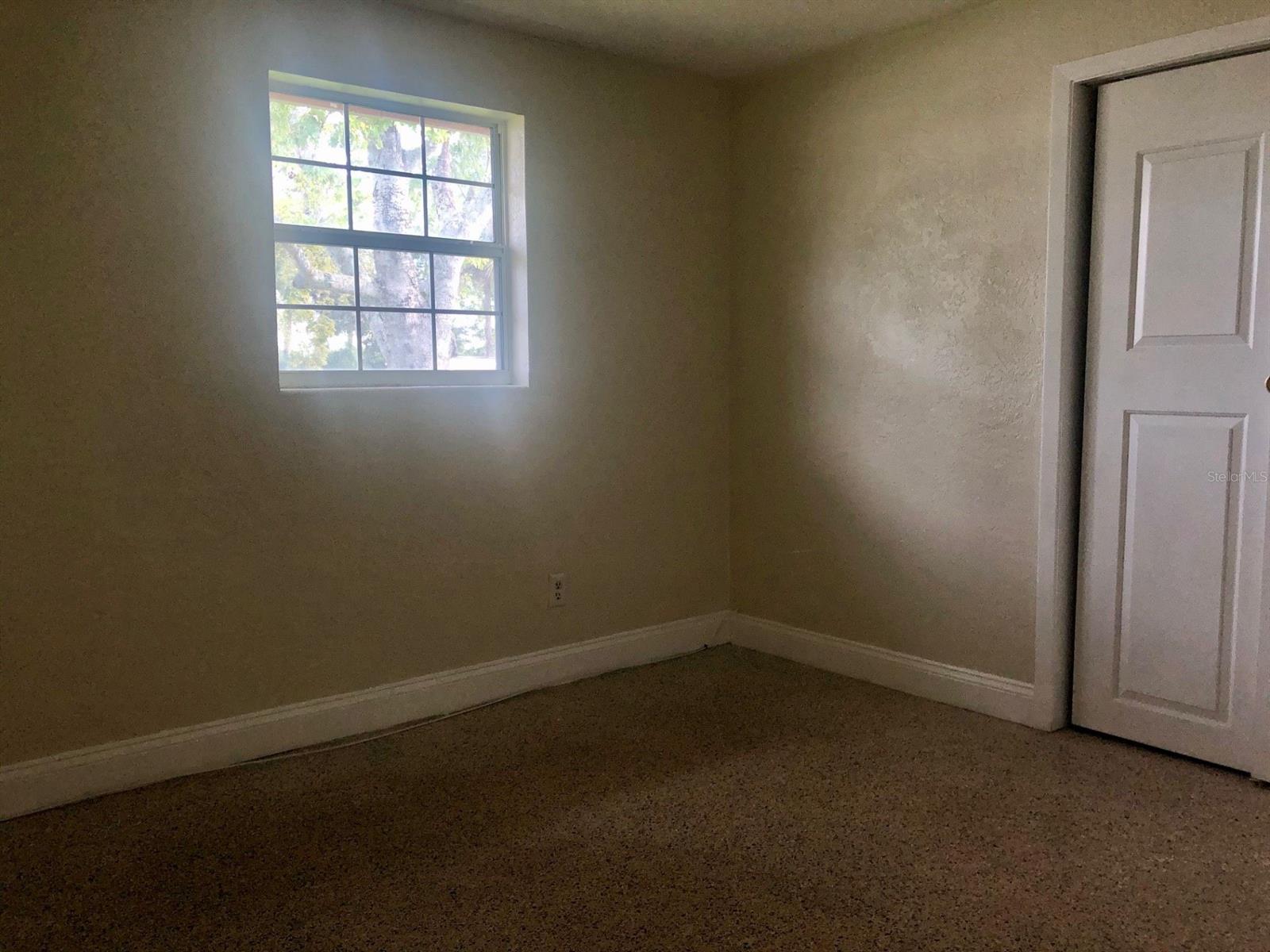 Edgewater Acres Unit 05 Resub - Residential Lease