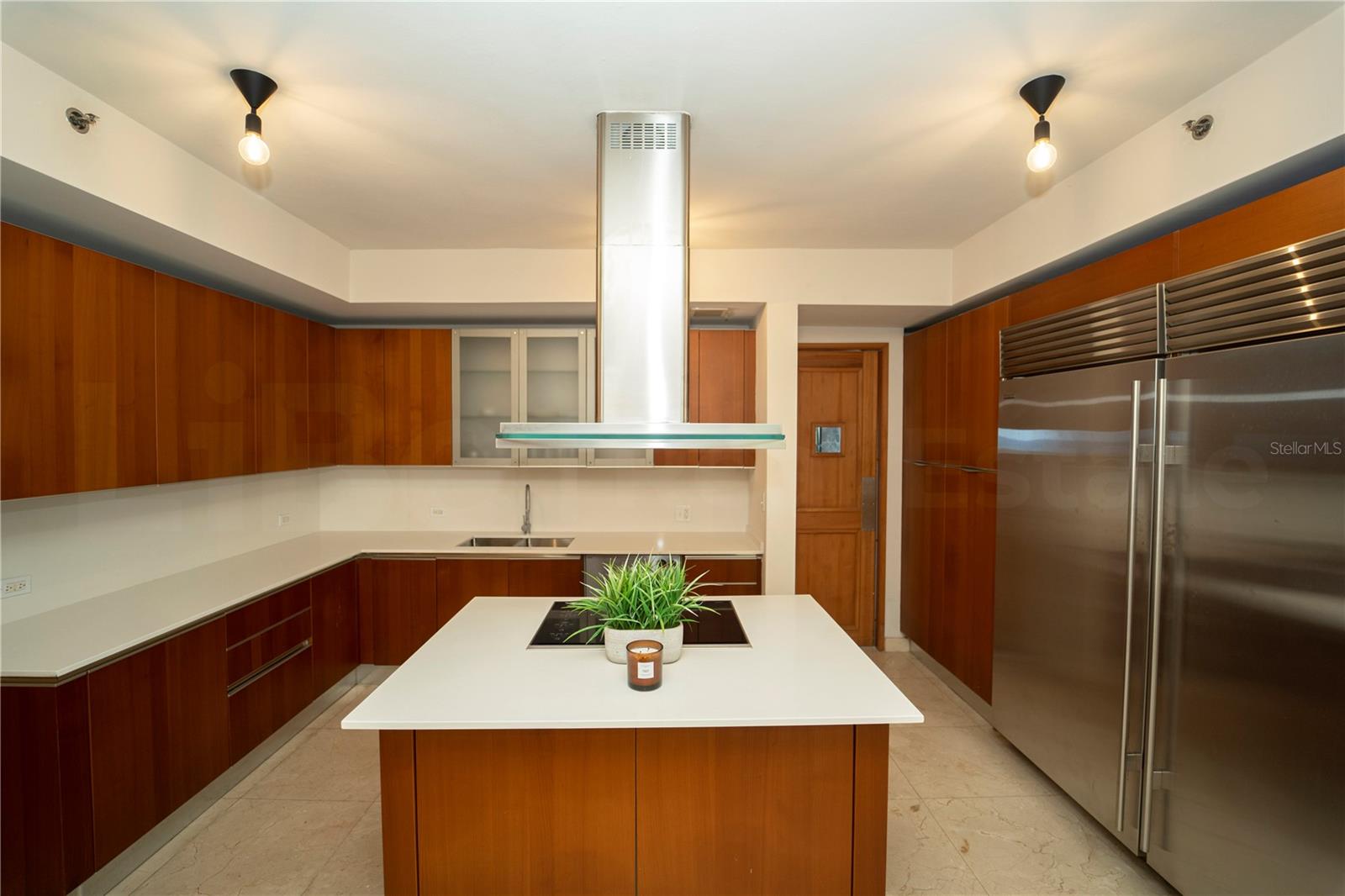 PUERTA DE TIERRA - Residential