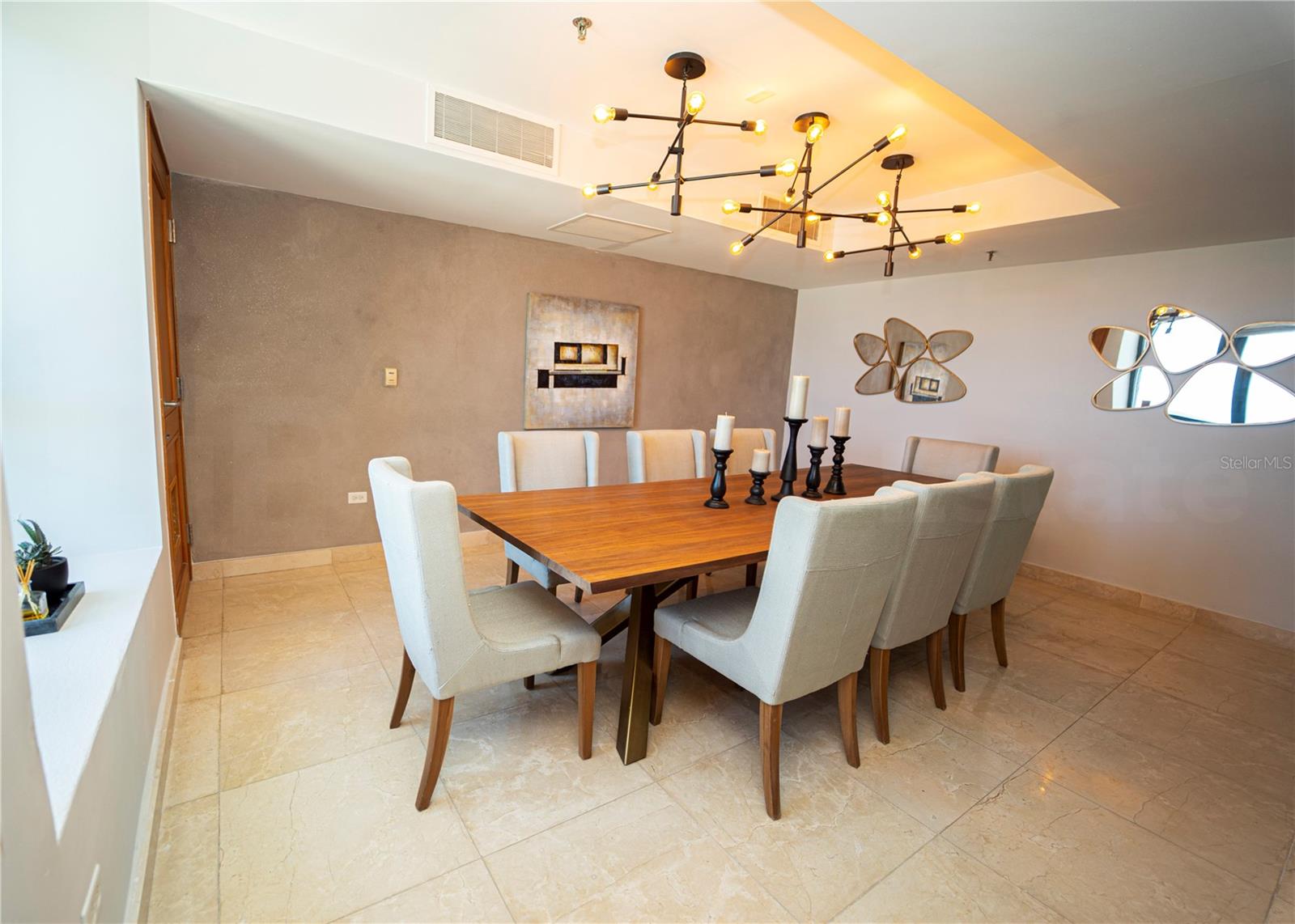 PUERTA DE TIERRA - Residential