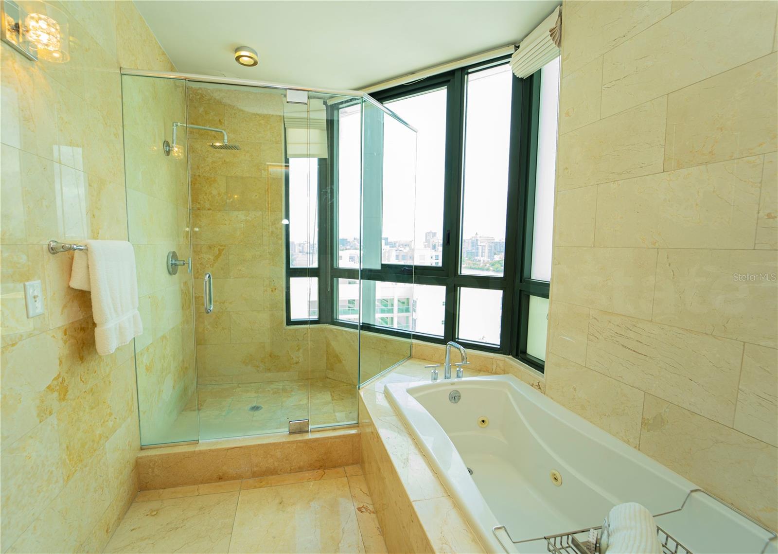 PUERTA DE TIERRA - Residential