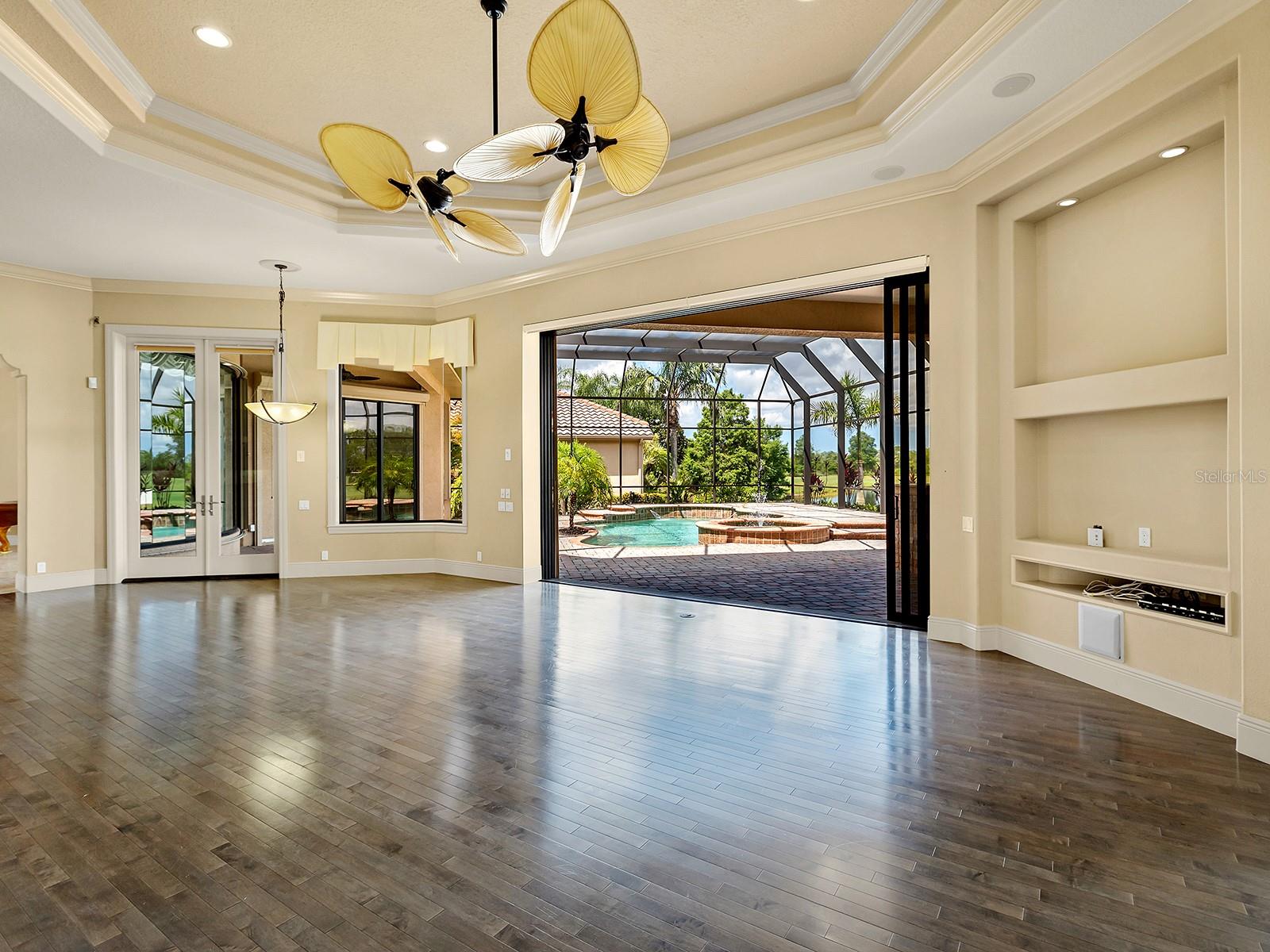 LAKEWOOD RANCH CCV VLG FF - Residential