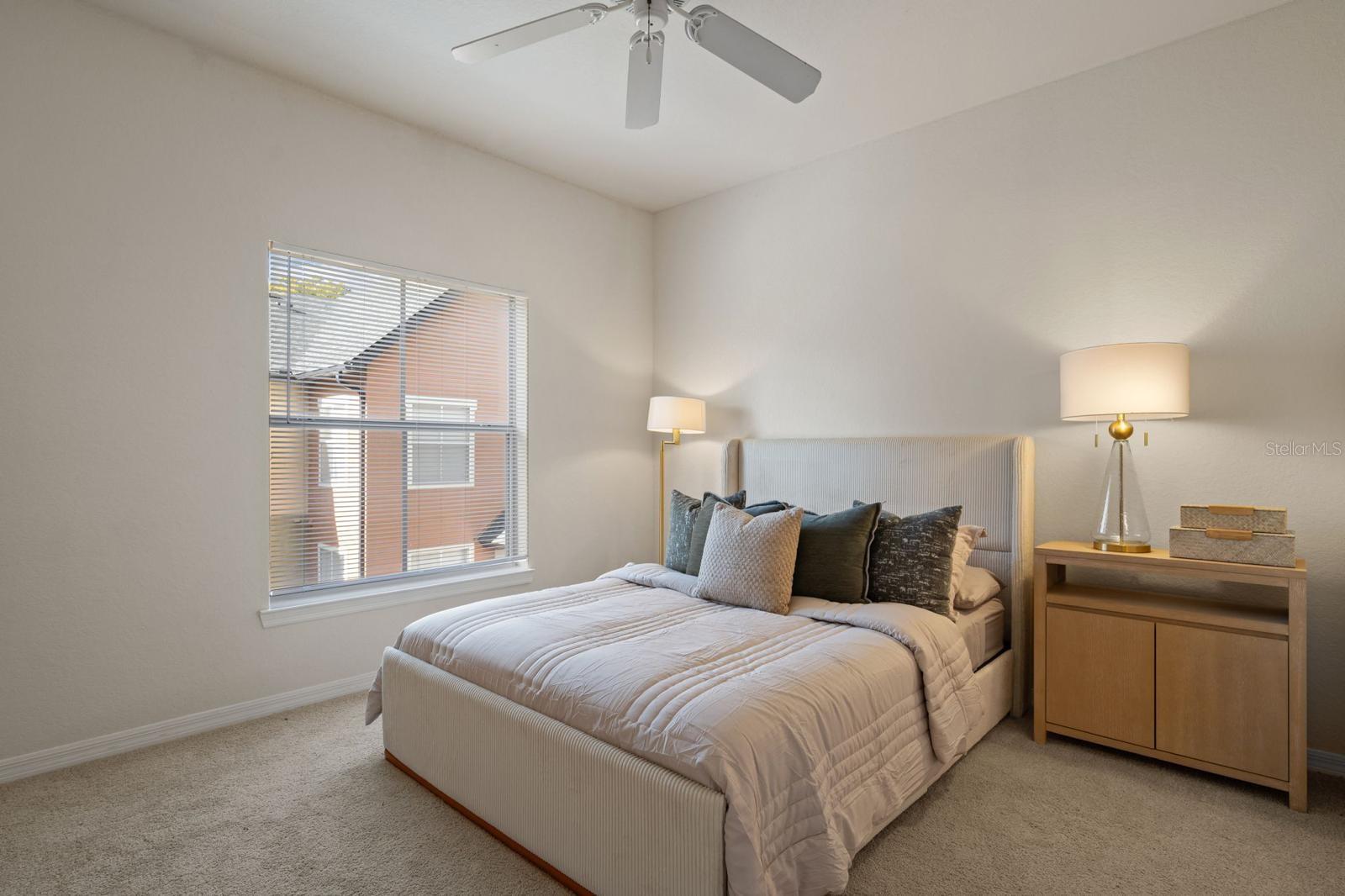 FOUNTAINS/METRO WEST - Residential