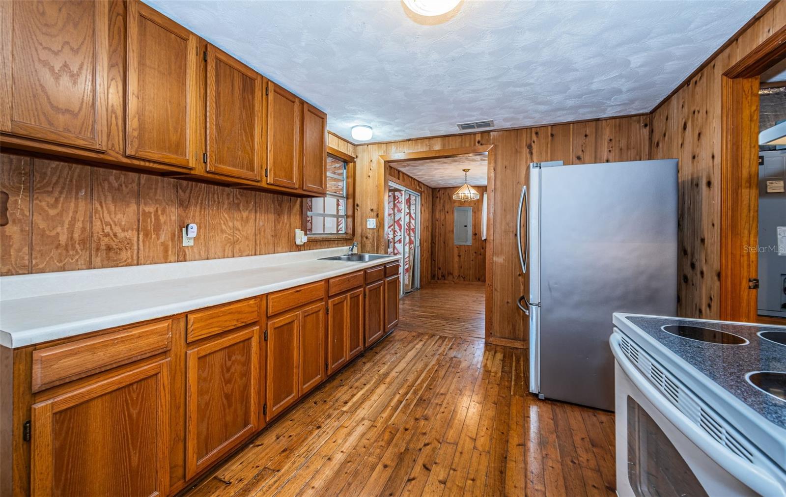 WEEKI WACHEE RIVER ESTATE - Residential