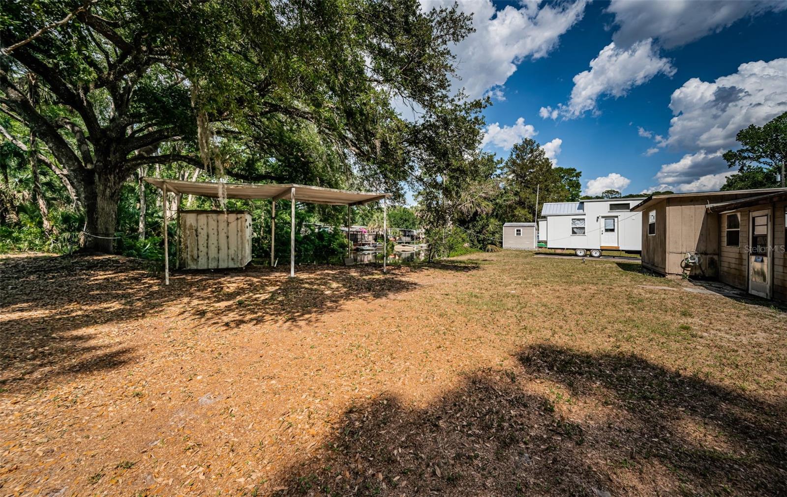 WEEKI WACHEE RIVER ESTATE - Residential