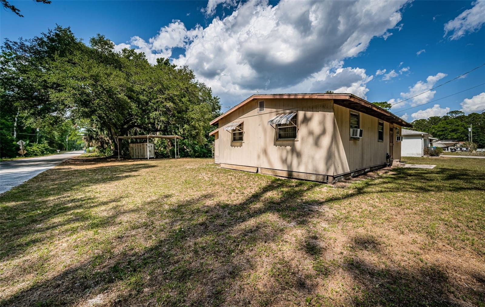 WEEKI WACHEE RIVER ESTATE - Residential