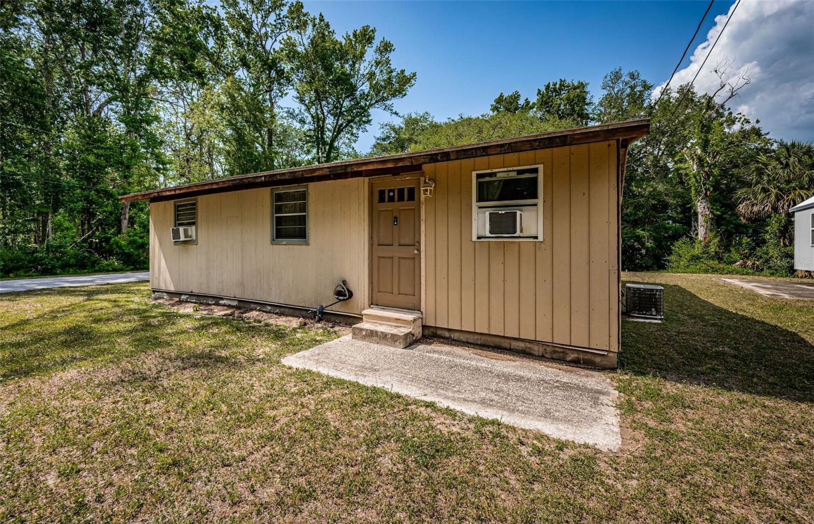 WEEKI WACHEE RIVER ESTATE - Residential