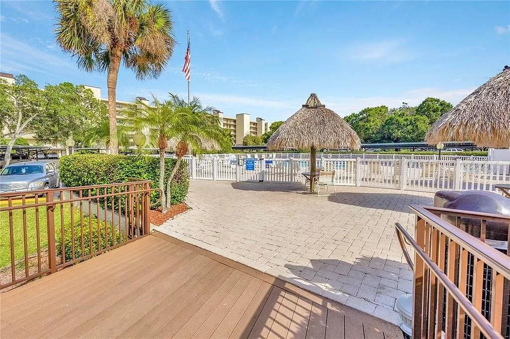 COVE CAY VILLAGE IV - Residential Lease