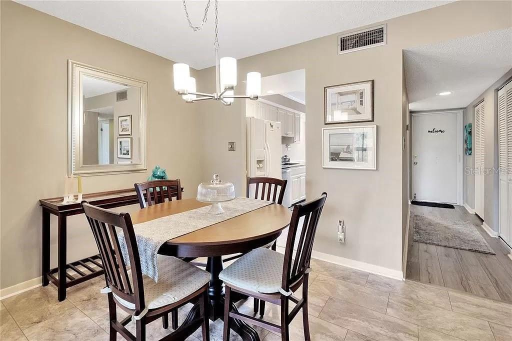 COVE CAY VILLAGE IV - Residential Lease