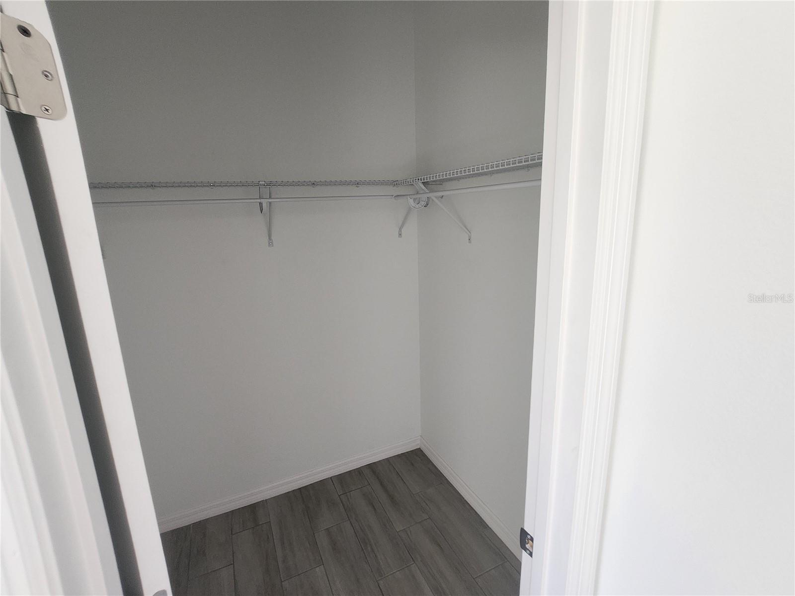 SILVER SPGS SHORES UN 18 - Residential