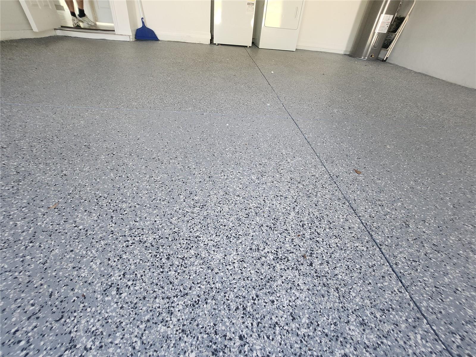 SILVER SPGS SHORES UN 18 - Residential