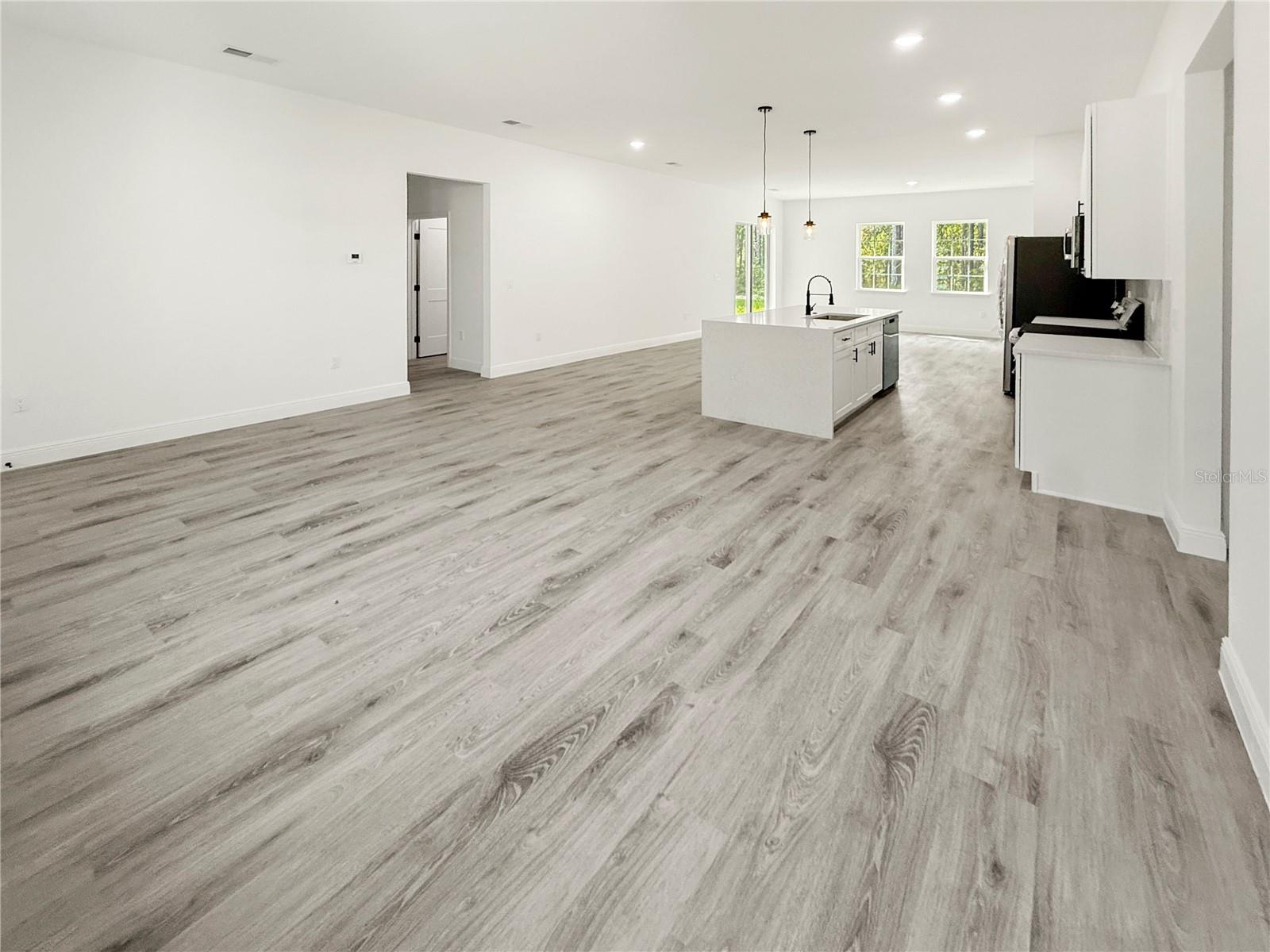 MARION OAKS UN 05 - Residential