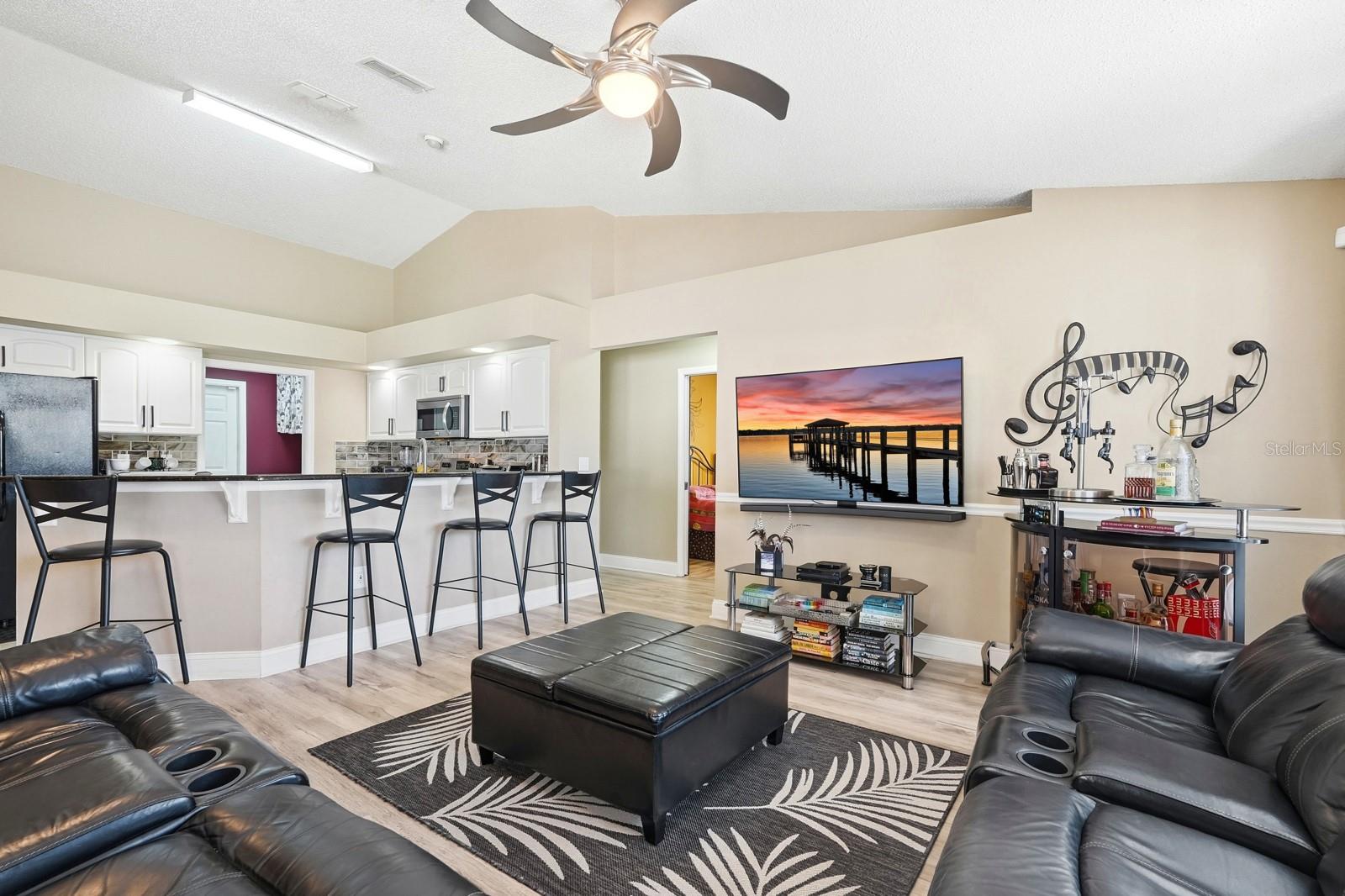 DELTONA LAKES UN 68 - Residential
