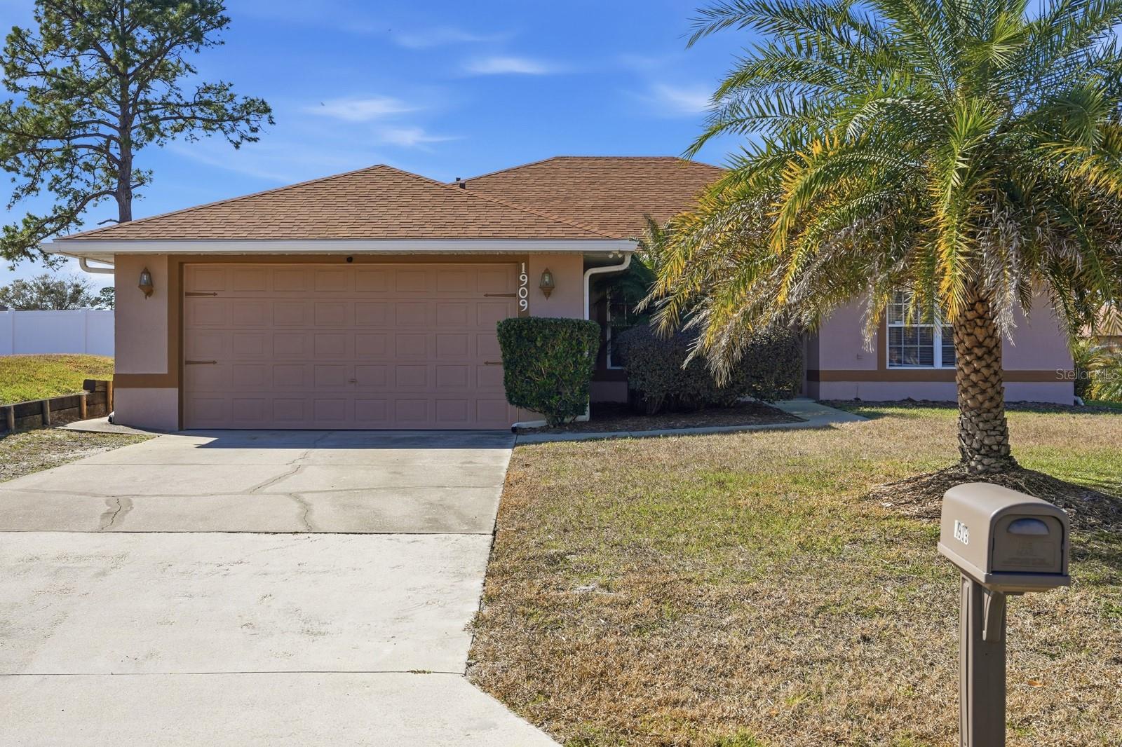 DELTONA LAKES UN 68 - Residential