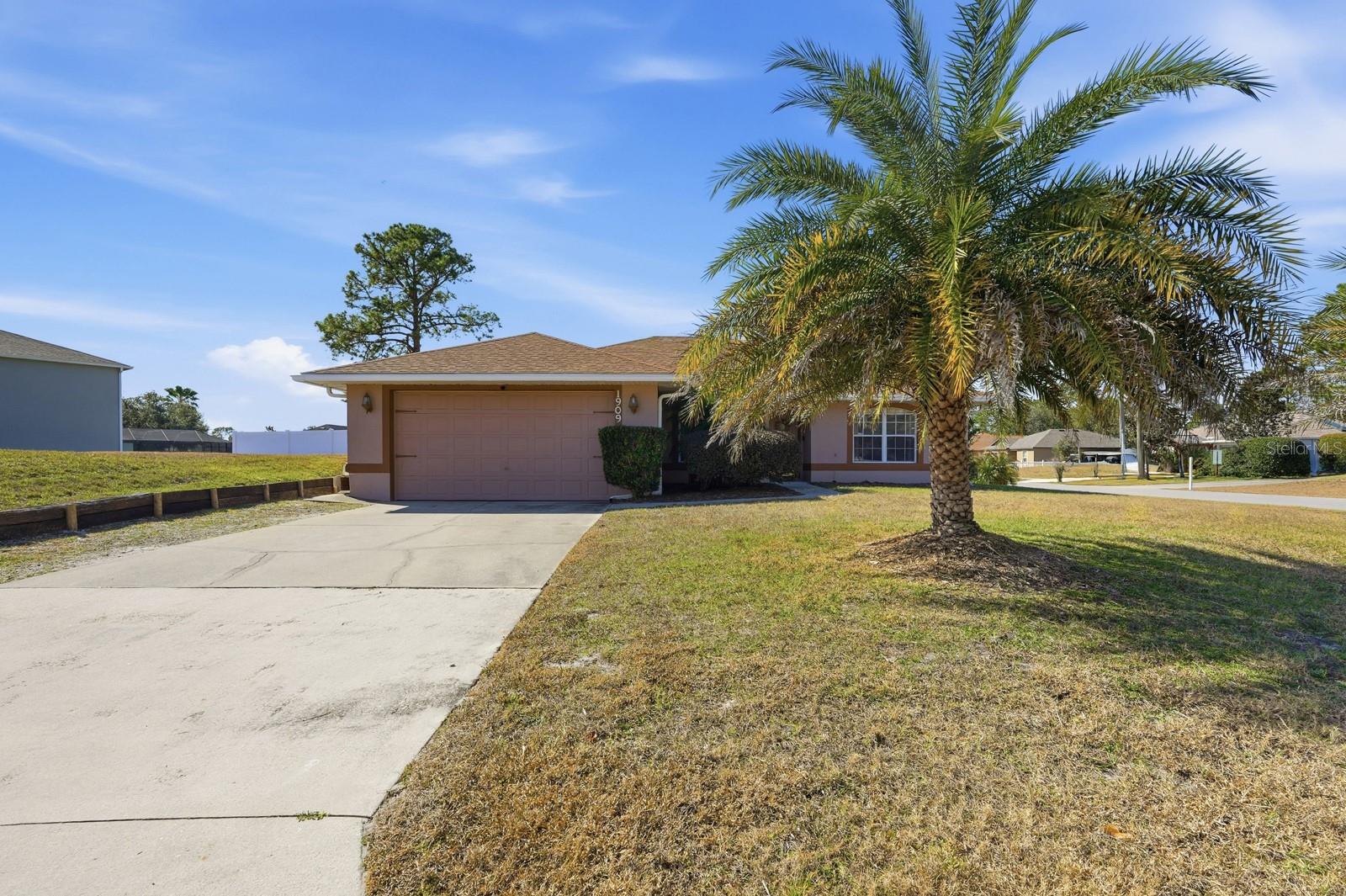 DELTONA LAKES UN 68 - Residential