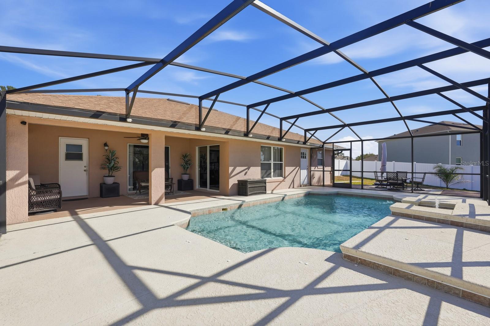 DELTONA LAKES UN 68 - Residential