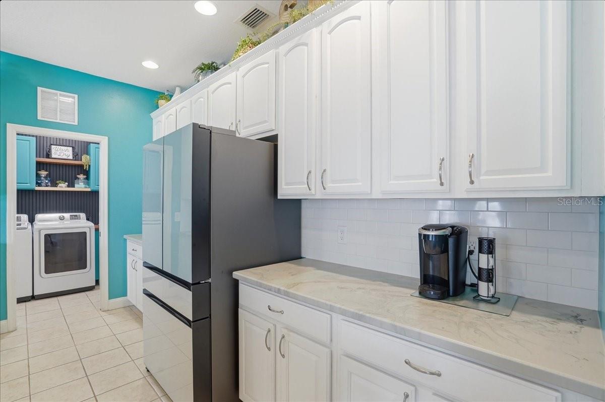 KINGSFIELD LAKES PH 1 - Residential