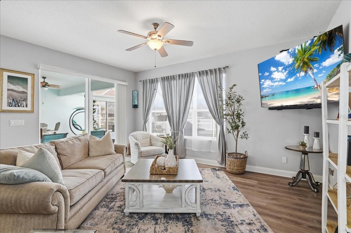 KINGSFIELD LAKES PH 1 - Residential