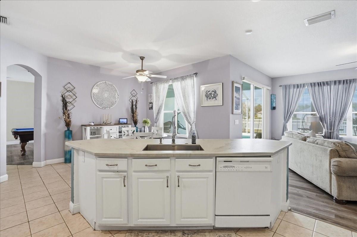 KINGSFIELD LAKES PH 1 - Residential