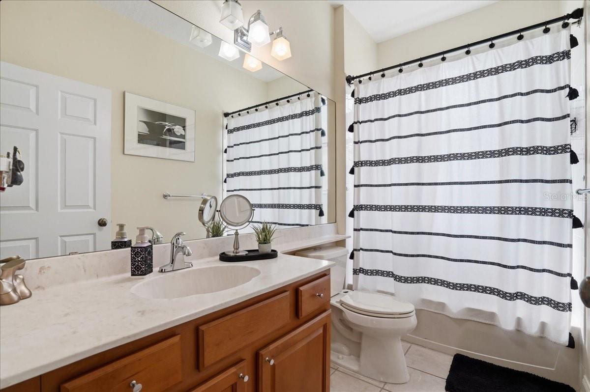 KINGSFIELD LAKES PH 1 - Residential