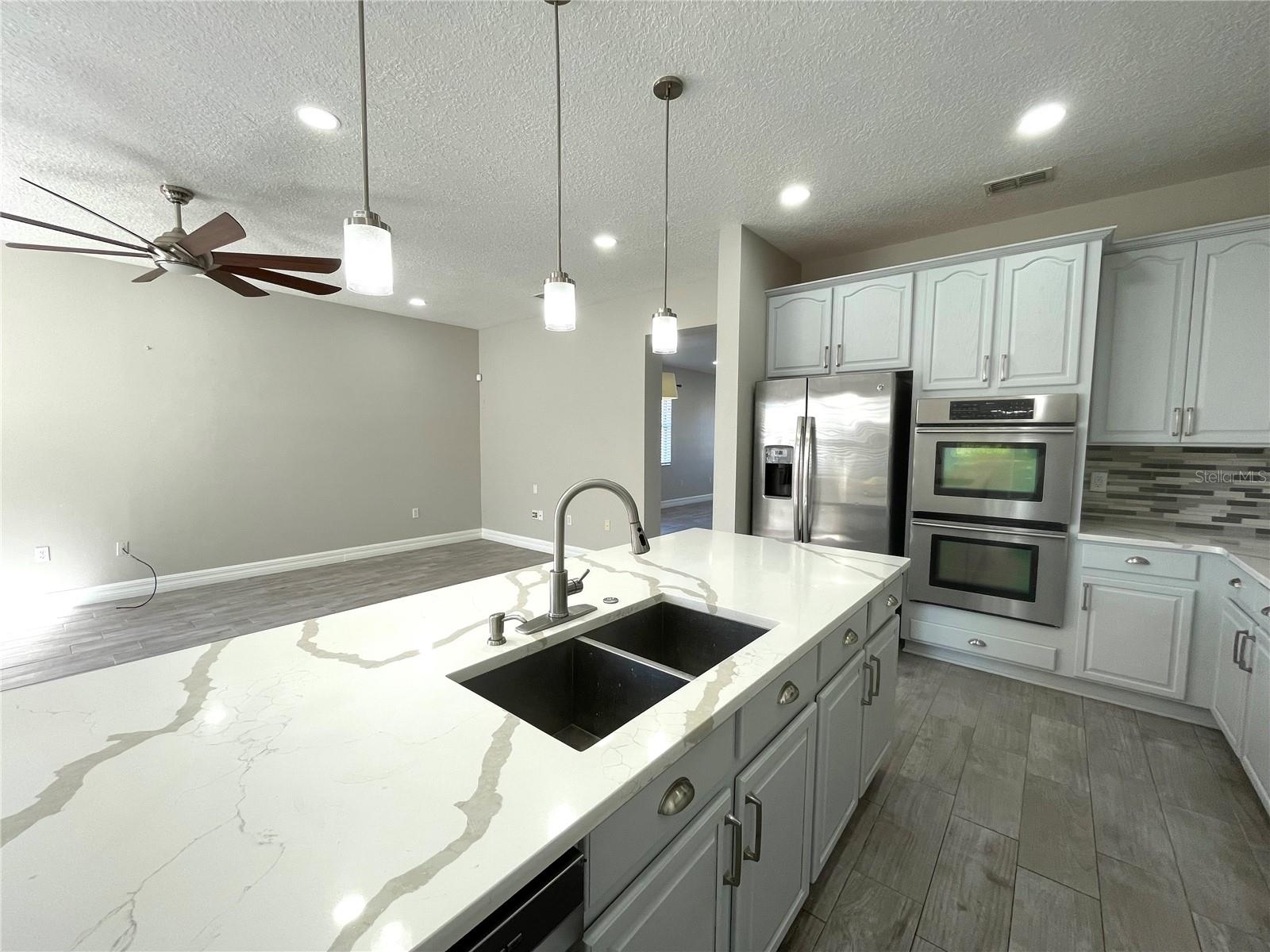 AUDUBON RESERVE - Residential Lease