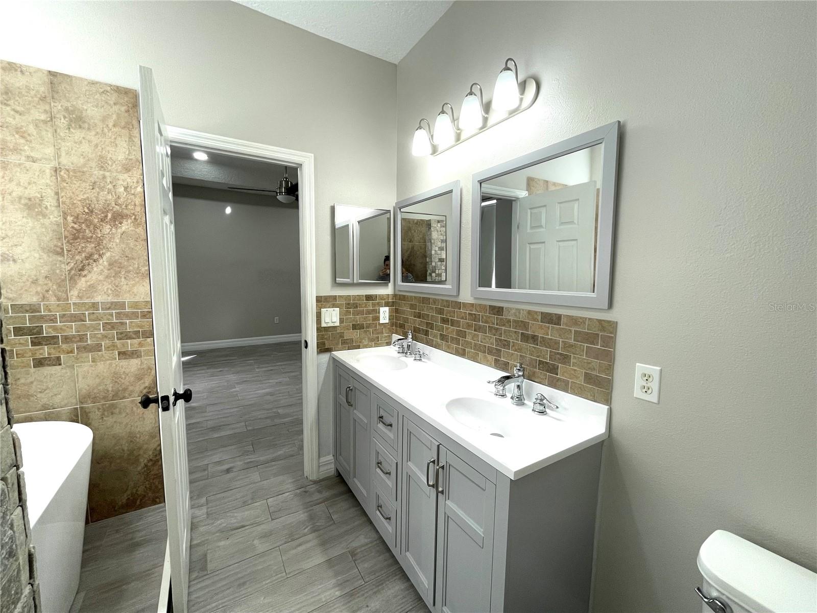 AUDUBON RESERVE - Residential Lease