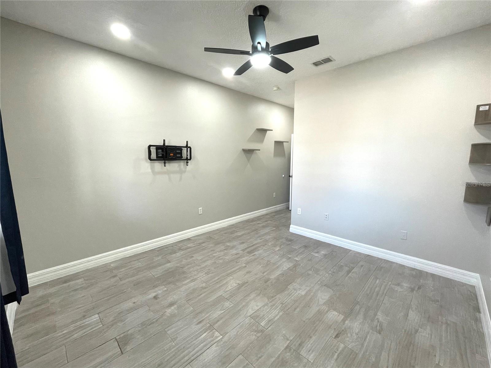 AUDUBON RESERVE - Residential Lease