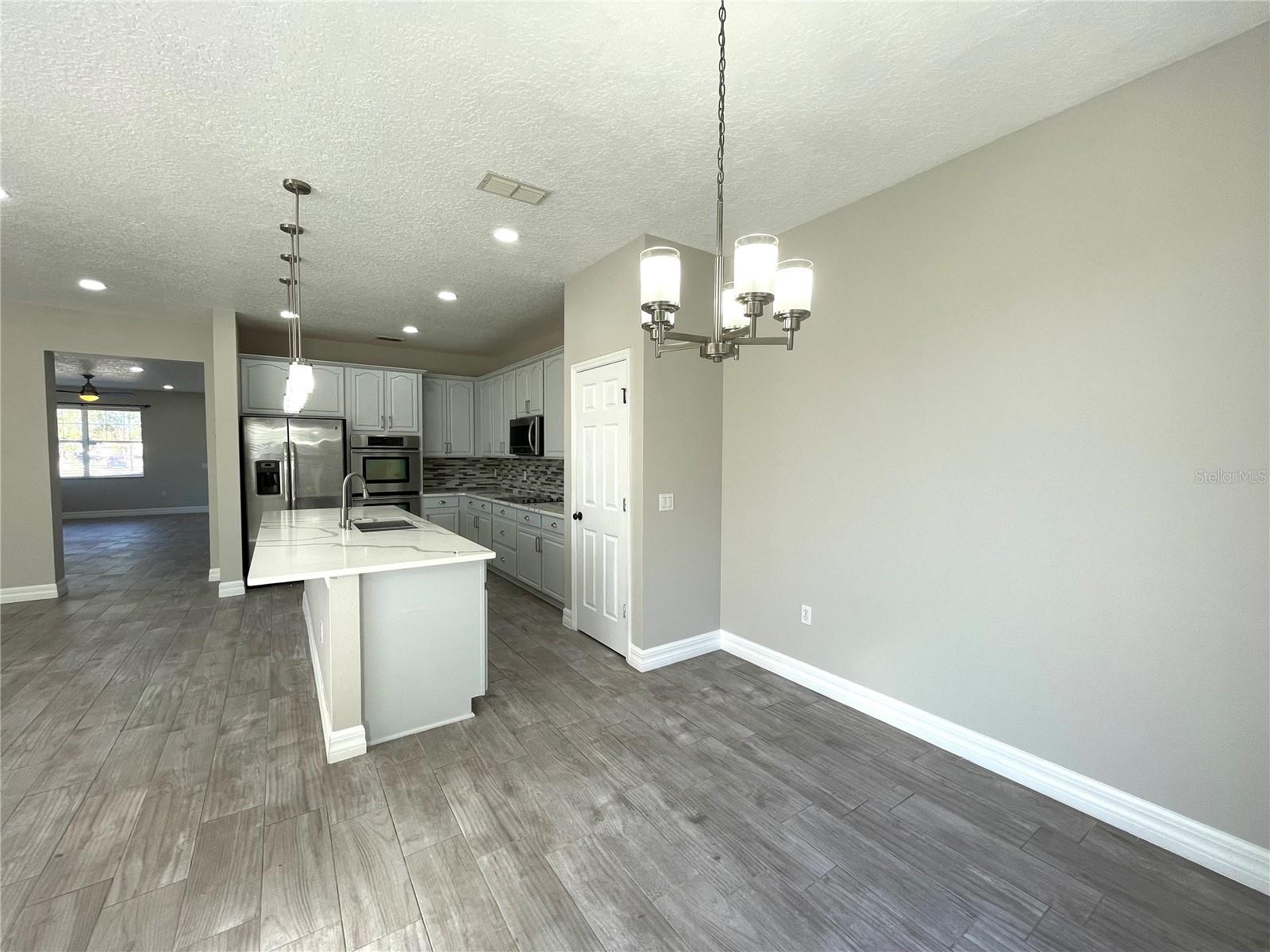 AUDUBON RESERVE - Residential Lease