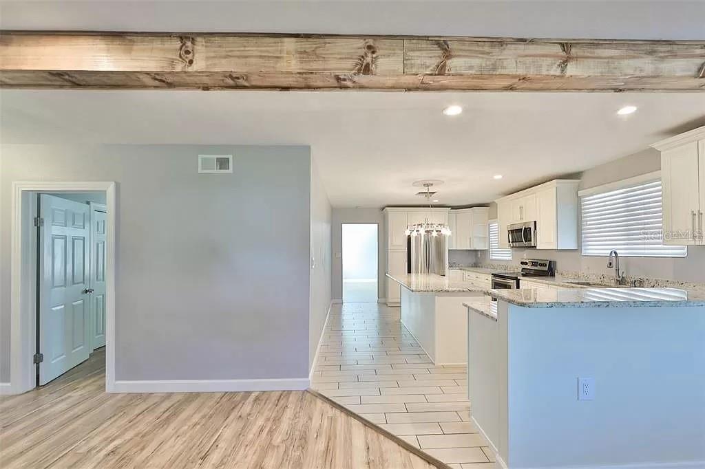 DREWS JOHN H 1ST EXT - Residential Lease