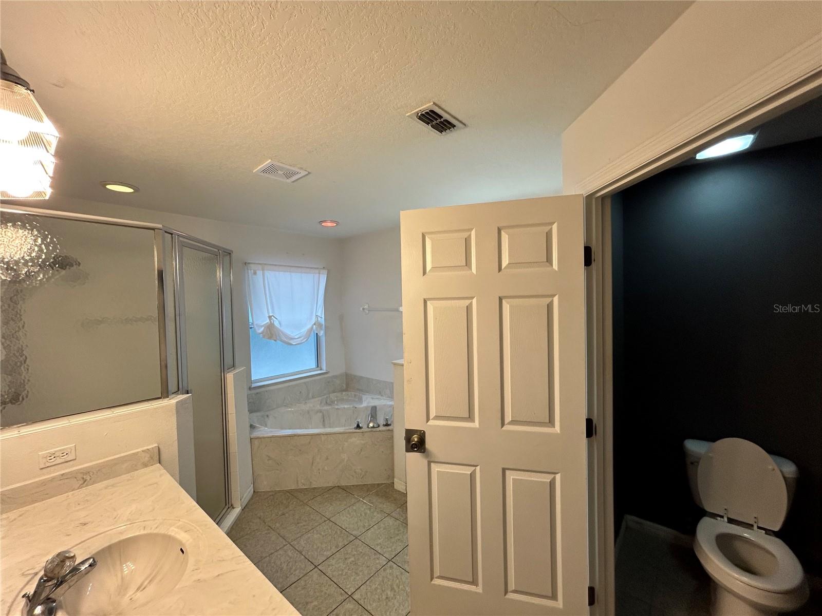 OCALA WATERWAY ESTATE - Residential