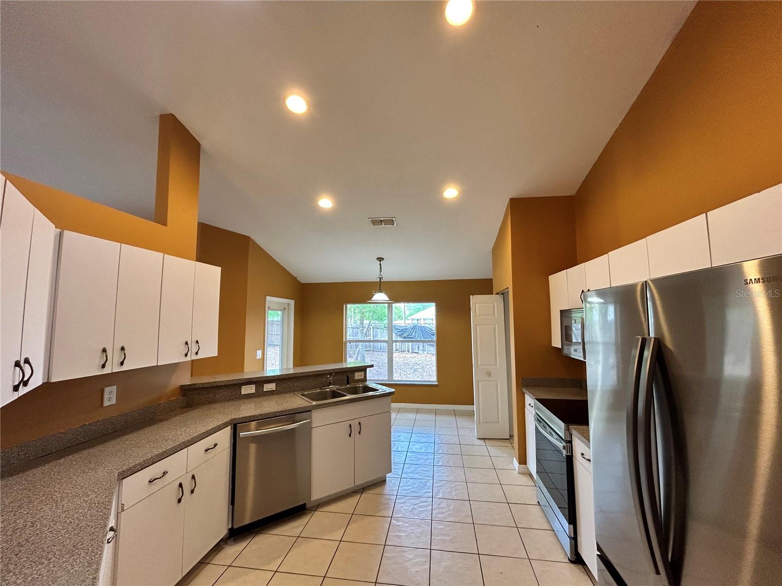 OCALA WATERWAY ESTATE - Residential