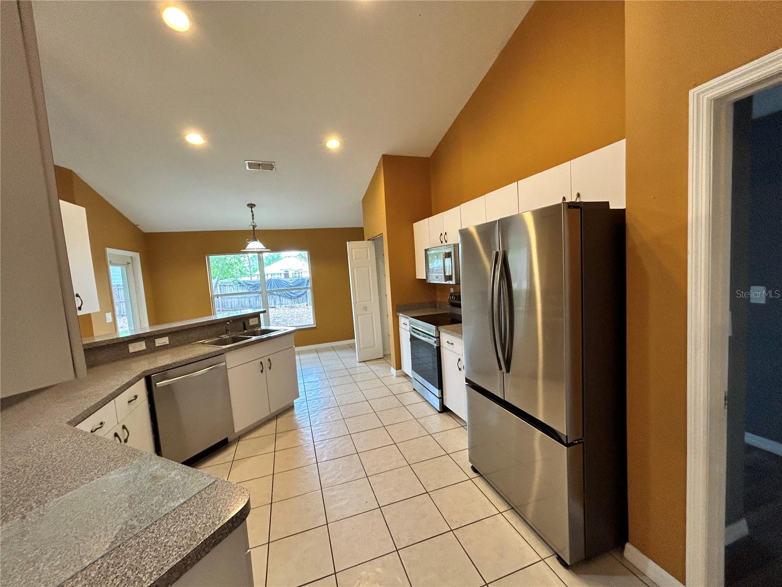 OCALA WATERWAY ESTATE - Residential