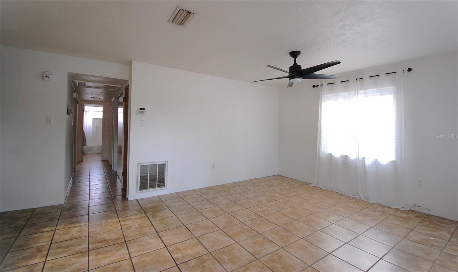 BOULEVARD PARK 1 - Residential Lease