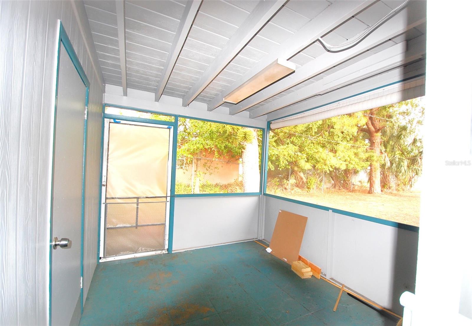 BOULEVARD PARK 1 - Residential Lease