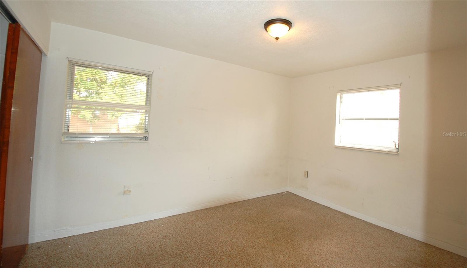 BOULEVARD PARK 1 - Residential Lease